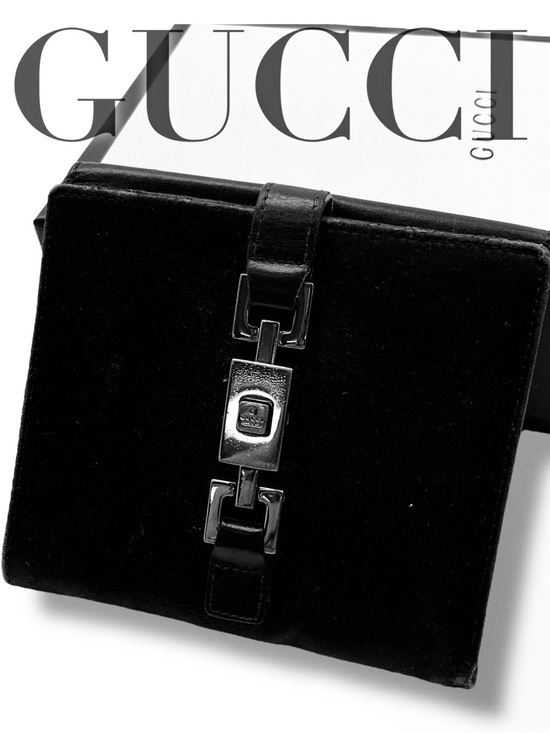 Gucci Handbags - Gucci Piston Lock Black Wallet Vintage